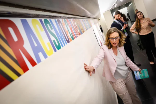 Maria do Rosário registra BO após ser insultada de “vagabunda”