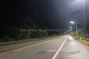 Acidente com carro de luxo deixa 2 mortos na Rio-Santos, em Bertioga - imagem 5