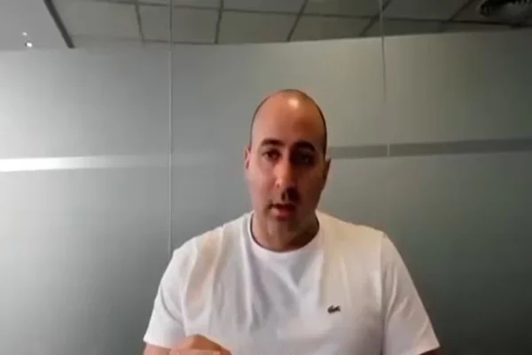 Consultor aliado ao clã Bolsonaro é preso após a morte da esposa - destaque galeria Consultor aliado ao clã Bolsonaro é preso após a morte da esposa - destaque galeria
