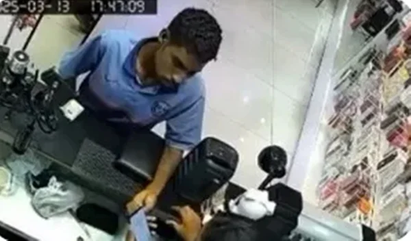 homem se masturbando