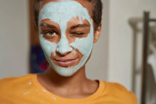 Máscaras faciais caseiras, baratas e que realmente funcionam