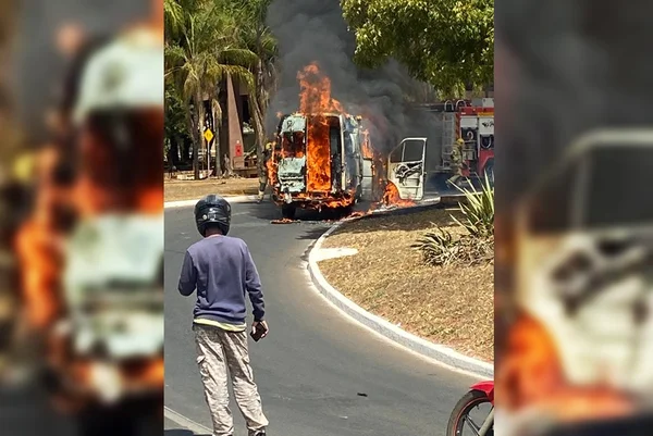 Vídeo: ambulância pega fogo e equipe leva paciente a pé para hospital