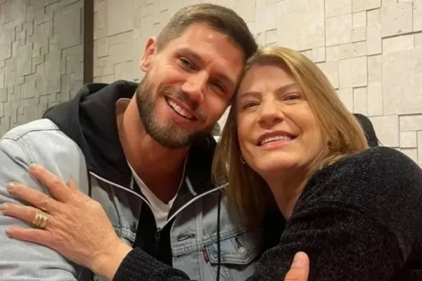 BBB26: Mãe de Jonas diz que brother foi eliminado por “máfia digital”