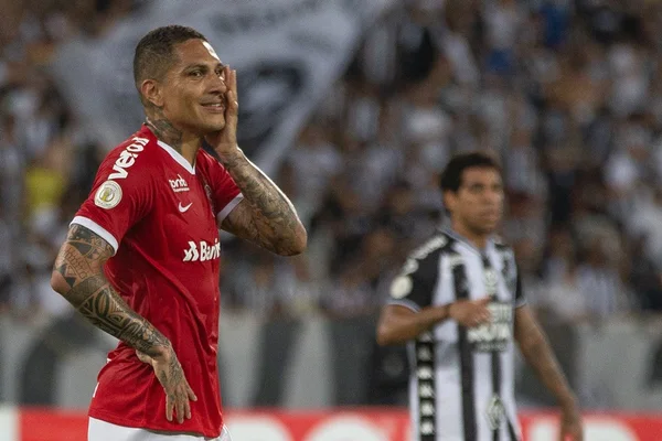 Sem acordo com o Boca Juniors, Guerrero é aguardado no Inter