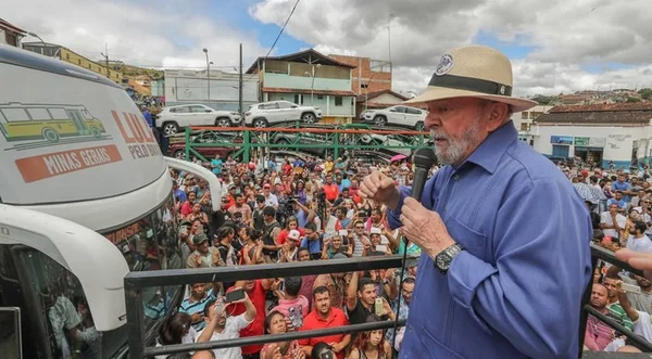 No terceiro dia da caravana, Lula afirma que vencerá eleição em 2018