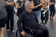 Carlinhos de Jesus surge de cadeira de rodas nas redes sociais