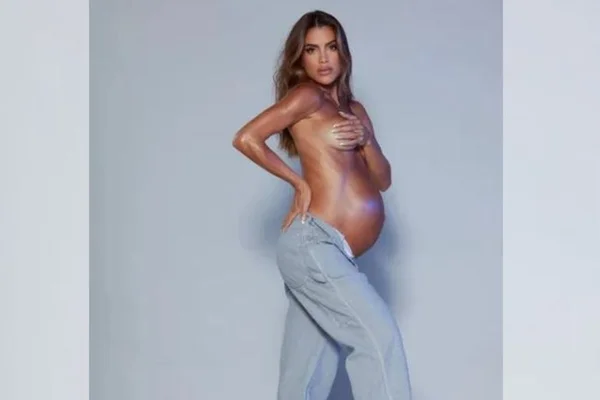 Camila Coelho comemora o nascimento de Kai, seu primeiro filho