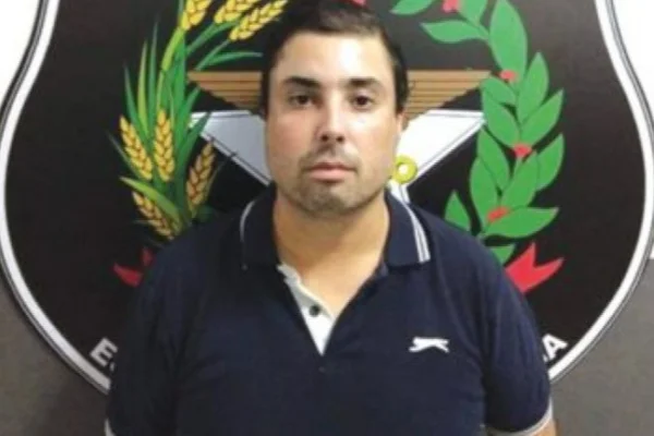 Imagem colorida de Neandro Schiefler. Metrópoles