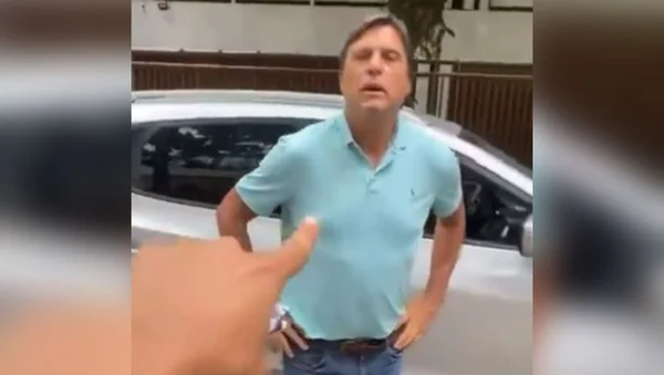 Imagem colorida de agressor de entregador no RJ - Metrópoles