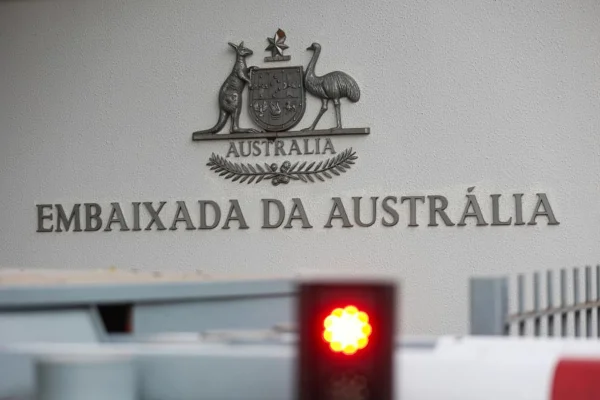 Austrália fala em “terrorismo” e “crimes violentos” ao fechar embaixada