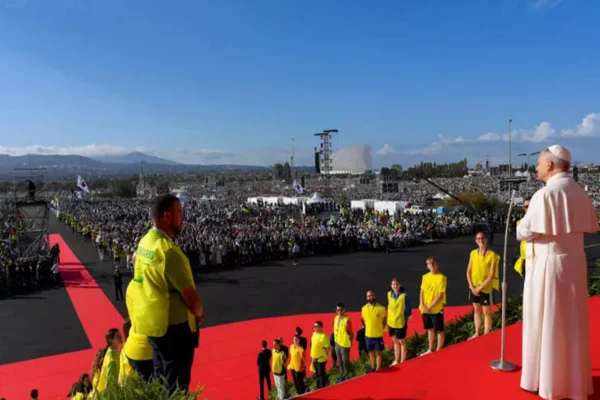 Imagem colorida de papa Leão XIV celebrando Jubileu - Metrópoles