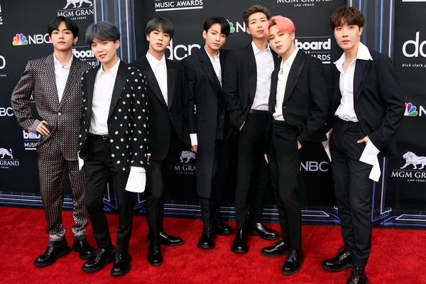Fila anuncia integrantes do BTS como embaixadores globais