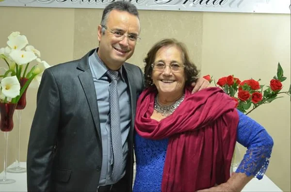 Mãe do deputado Bispo Renato Andrade falece na manhã deste domingo