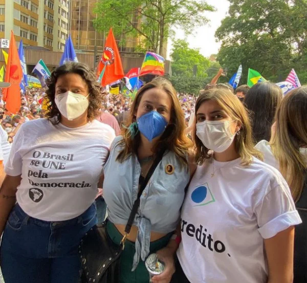 Líderes estudantis e juventudes partidárias insistem em frente ampla