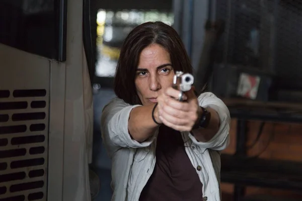 Gloria Pires vive policial com Alzheimer no filme A Suspeita