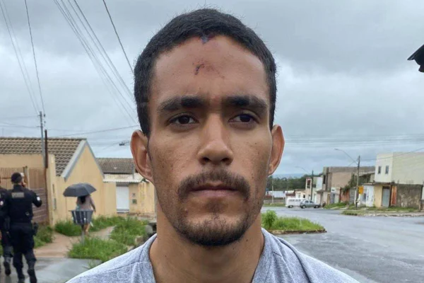 homem negro de barba
