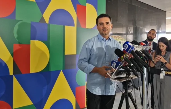 Reprodução de imagem colorida de Celso Sabino - Metrópoles
