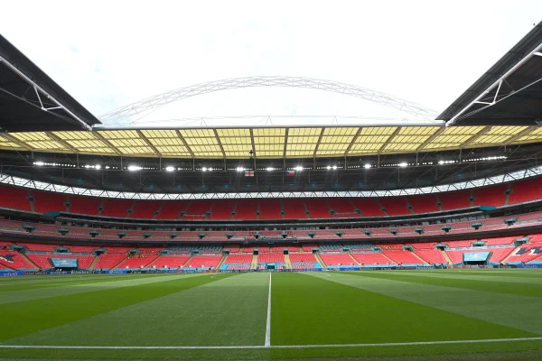 Governo britânico autoriza 60 mil torcedores nas semifinais e final da Eurocopa