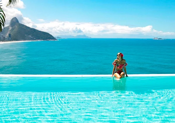 Confira 10 piscinas de hotéis com vistas incríveis pelo Brasil