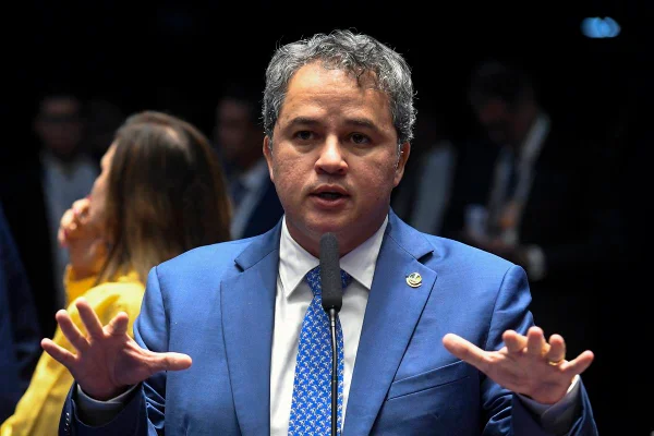 PL oficializa candidatura de Efraim Filho para o governo da Paraíba - destaque galeria PL oficializa candidatura de Efraim Filho para o governo da Paraíba - destaque galeria