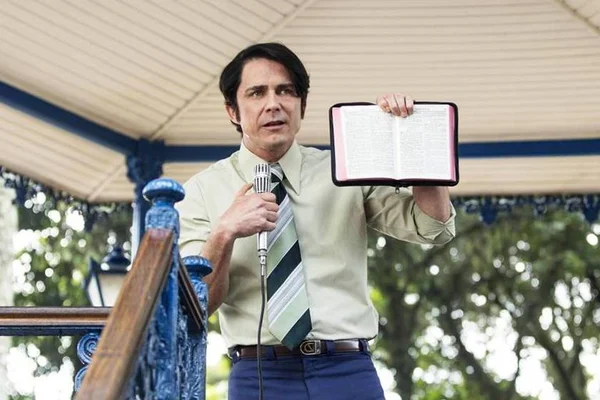 Nada a Perder: filme sobre Edir Macedo é um sucesso de salas vazias