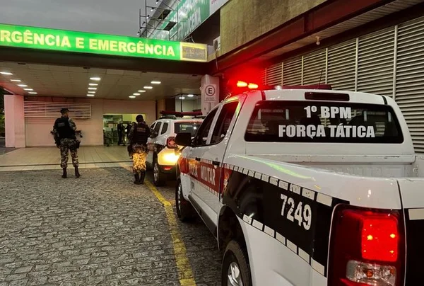 Imagem colorida de emergência de hospital - Metrópoles