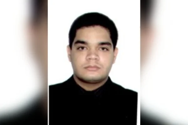 Advogado é flagrado em presídio com whisky encomendado por preso