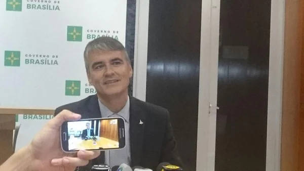 Secretário da Casa Civil: denúncias podem ser “cortina de fumaça”
