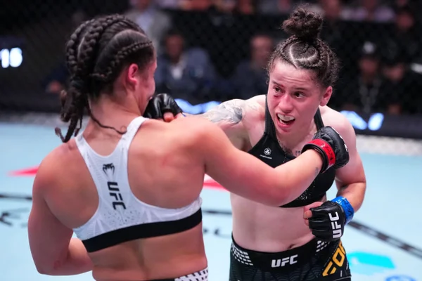 Lutadora do DF, Carol Foro vence Gigi Canuto em estreia no UFC - destaque galeria Lutadora do DF, Carol Foro vence Gigi Canuto em estreia no UFC - destaque galeria