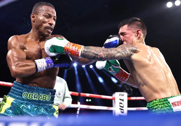 Luta entre Robson Conceição e Oscar Valdez