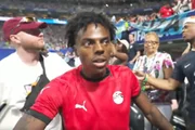 Luva de Pedreiro cobra punição da Fifa após racismo contra iShowSpeed - imagem 2 Luva de Pedreiro cobra punição da Fifa após racismo contra iShowSpeed - imagem 2