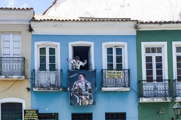 Casa em que Michael Jackson gravou clipe no Pelourinho está à venda