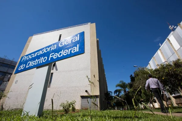 GDF diz à Justiça Federal que afrouxamento do isolamento é justificado