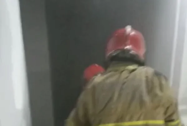 Celular superaquece e provoca incêndio em apartamento de João Pessoa