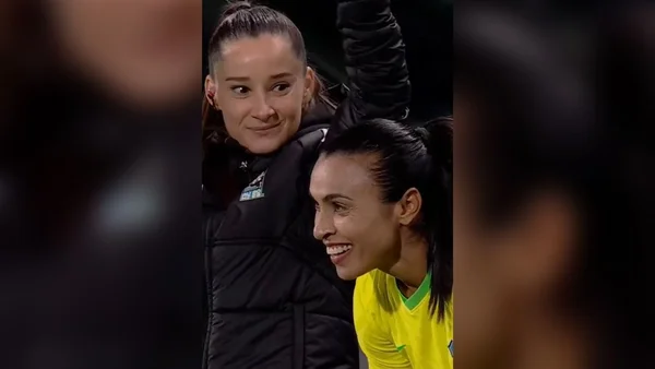 Imagem colorida de Iuliana e Marta - Metrópoles