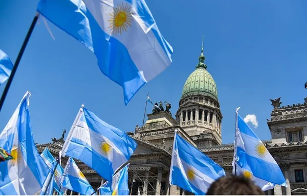 imagem colorida bandeiras argentina