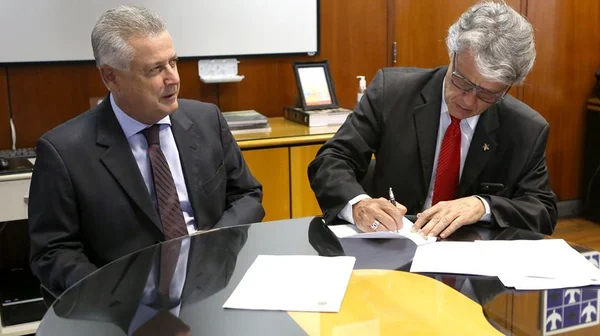 Acordo com TRT unificará processos de pagamento de precatórios no DF
