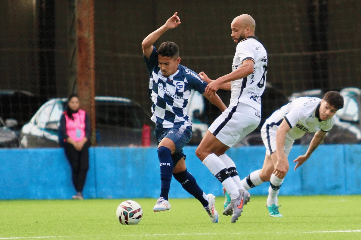 São José-RS venceu o Treze-PB no jogo de ida das oitavas de final da Série D ZeroUm São José-RS venceu o Treze-PB no jogo de ida das oitavas de final da Série D ZeroUm