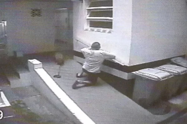 consul assassinato imagens