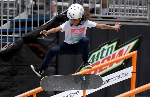 Brasileira de 11 anos é indicada a prêmio de atleta de ação