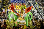 Veja imagens do desfile de sábado no Sambódromo do Anhembi, em São Paulo - imagem 4