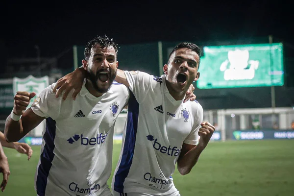 Antes do clássico em Uberlândia, Cruzeiro enfrenta o Flamengo pelo Brasileirão