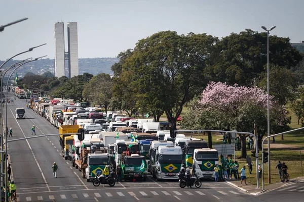 Ato pró-Bolsonaro na Esplanada