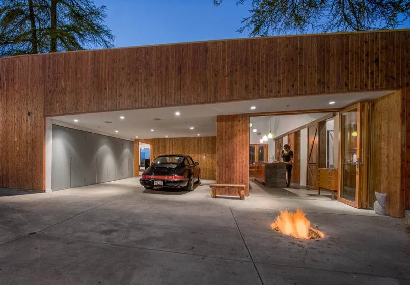 House in Trees - Anonymous Architects House in Trees - Anonymous Architects