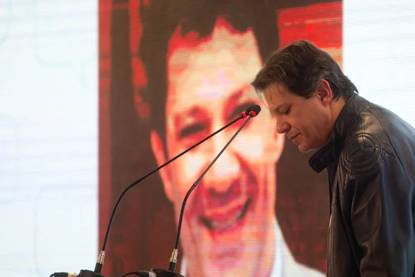 Para Haddad, apenas mídia internacional compreenderá Moro no governo