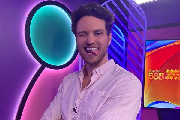 Lucas Bissoli ficou feliz com uma mensagem de Casimiro e devolveu o carinho