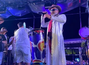 “A música brasileira interessa ao mundo”, diz Carlinhos Brown