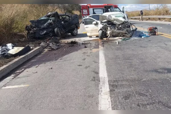Quem são as vítimas de acidente após fuga que deixou 7 mortos em MG