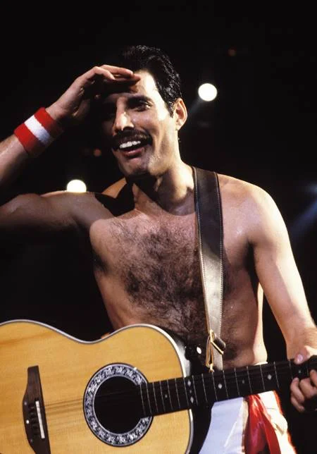 Dentes imperfeitos: confira 10 famosos conhecidos pelo sorriso - destaque galeria Dentes imperfeitos: confira 10 famosos conhecidos pelo sorriso - destaque galeria