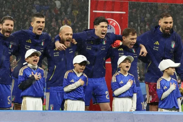 Copa: Itália divulga nomes para repescagem e tenta evitar novo vexame